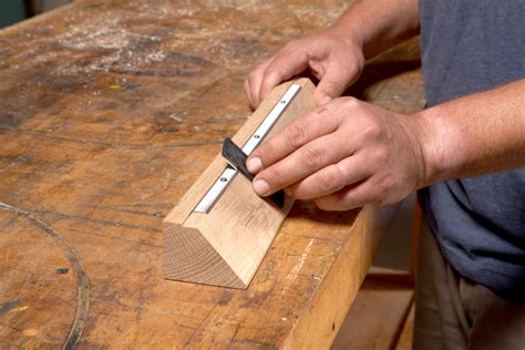 Planer Blade Sharpening Jig | Popular Woodworking