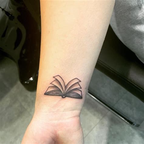 105 Book Tattoos For the Ultimate Reader | Book tattoo, Small book ...