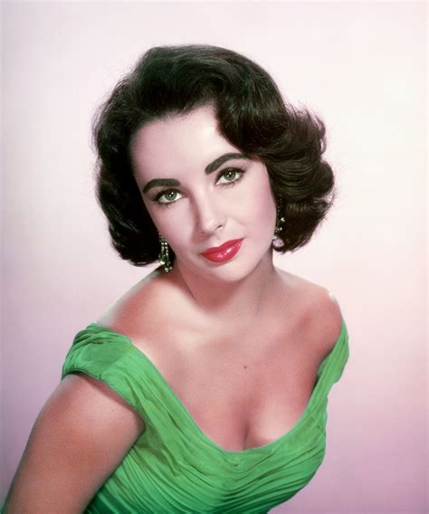 7 Halloween Costumes Inspired By '50s Beauty Icons | Elizabeth taylor ...