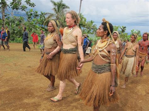 Things Know About Papua New Guinea Culture & Way of Life | Culture x Tourism