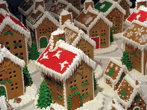 Christmas gingerbread house, Gingerbread, Gingerbread village