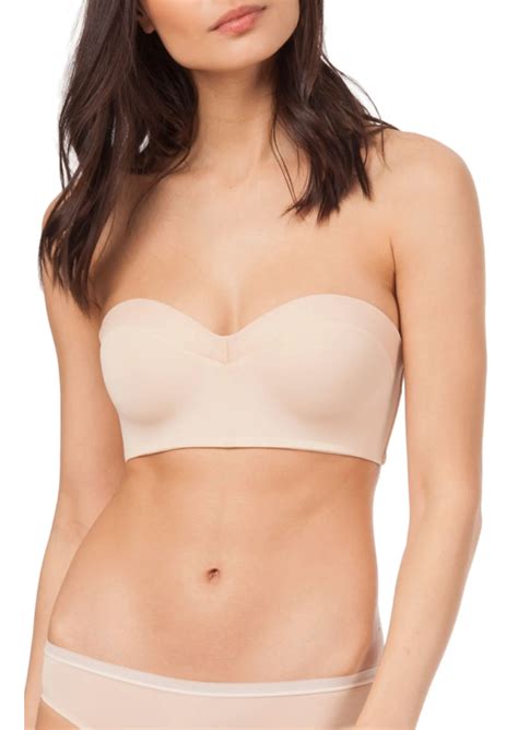 The Best Strapless Bras to Support Larger Busts