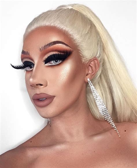 138.3k Likes, 1,334 Comments - James Charles (@jamescharles) on Instagram: “MY DRAG ...