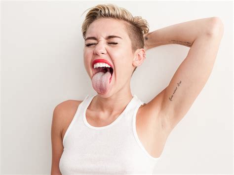 Slideshow: Hot mess power: Miley Cyrus roars toward Houston, flexing marketing might ...