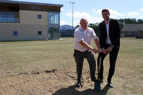 University of Kent invests £1m in new 3G pitch for student sports – Kent Sport News