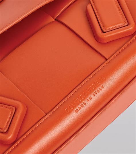 Small Leather Intreccio Arco Top-Handle Bag