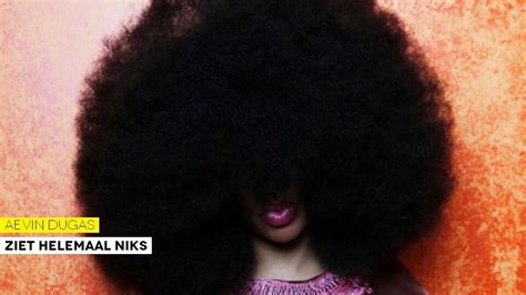 Huge afro!! Biggest afro in the world | Big afro, Big curly hair ...