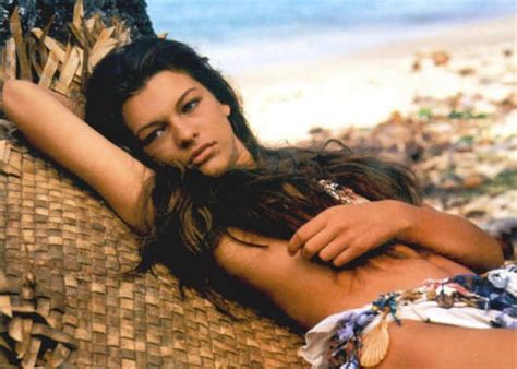 The 30 Best Beach-Hair Moments of All Time | Milla jovovich, Blue lagoon movie, Blue lagoon