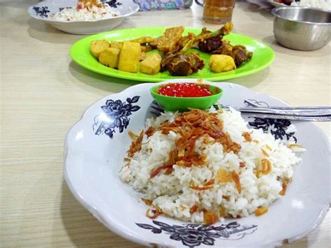 5 Tempat Wisata Kuliner Khas Lampung yang Terkenal Nagihin - Kuliner Lampung