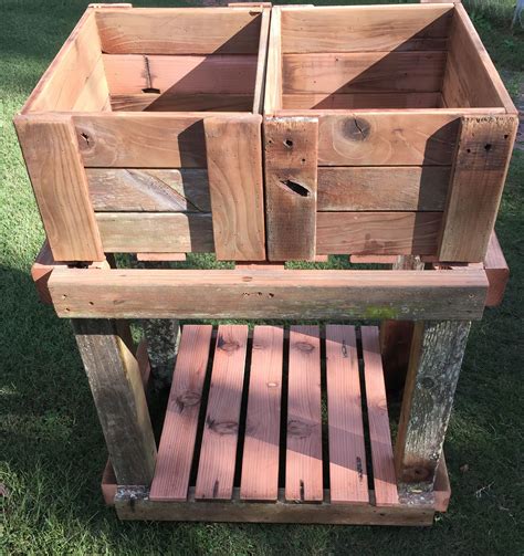 Record Crates made from recycled Redwood from an old play set. | Record crate, Wood projects, Crates