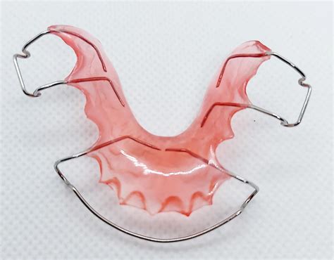 Buy Hawley Orthodontic Retainers | Dental Lab Direct