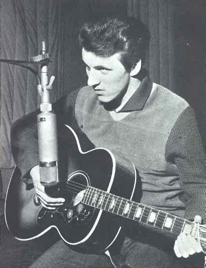 Bruce Welch Tribute Website