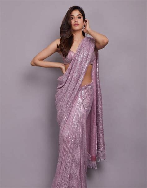 Saree draping styles | Dresses Images 2022