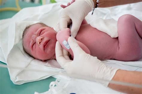 Picture Of Delivery Of Childbirth