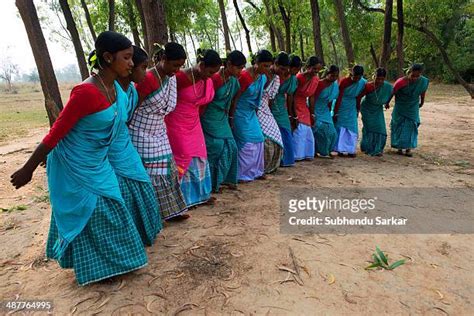 22 Santhal Dance Stock Photos, High-Res Pictures, and Images - Getty Images