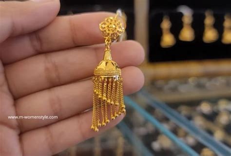 6 Best Stylish Bridal Gold Jhumka Designs 2022 - M-womenstyle