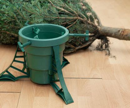 Why does my Christmas tree smell bad? | Homes & Gardens