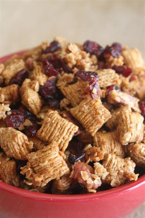 Honey Nut Snack Mix - AllisonProper