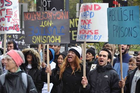 Activists, homeless march for housing - Yale Daily News