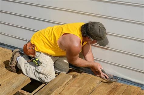 Removing and Reinstalling Aluminum Siding | Instruction and tools