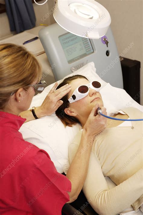 Laser wrinkle treatment - Stock Image - M590/0237 - Science Photo Library