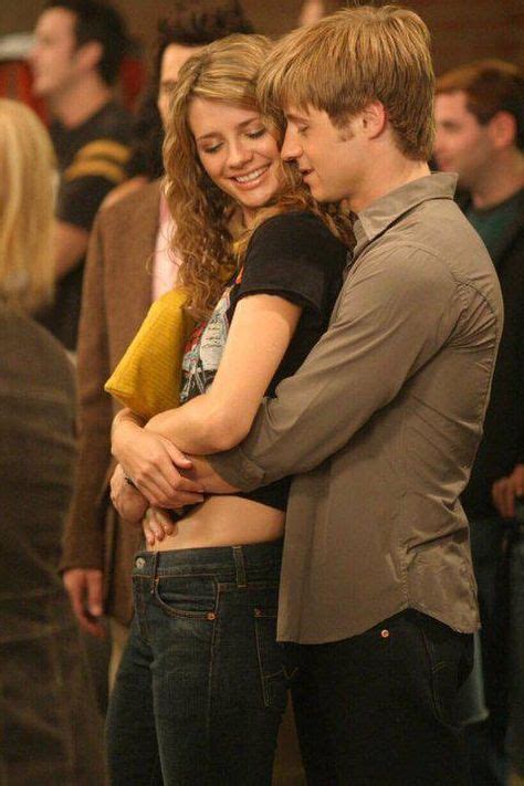 The O.C's Mischa Barton and Ben Mckenzie as Ryan atwood and Marissa ...