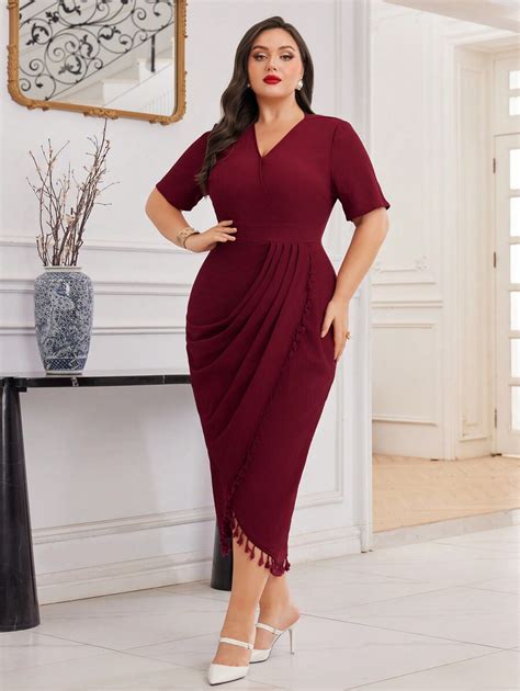 SHEIN Modely Plus Size Women's Slim Fit Dress With Pleated Design | SHEIN USA