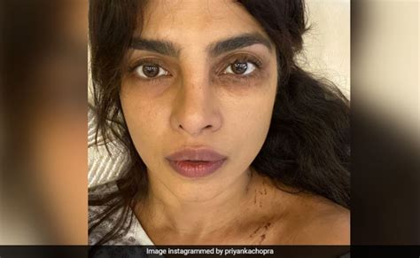 Priyanka Chopra Without Makeup : Revealing the Real Beauty.