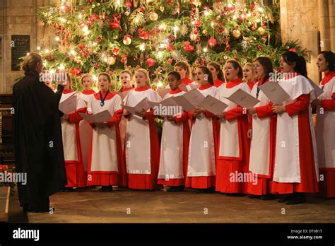 ELY CATHEDRAL GIRLS CHOIR REHEARSING FOR THE CHRISTMAS CAROL SERVICE ...