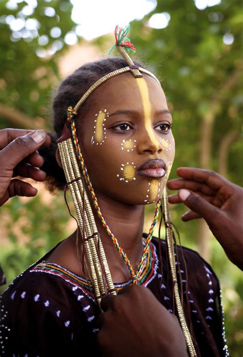 Fulani makeup | African beauty, African people, African culture
