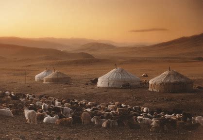 Mongolian Nomads - GRAND MONGOLIAN ADVENTURES