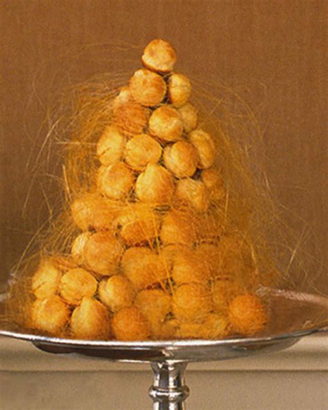 Croquembouche