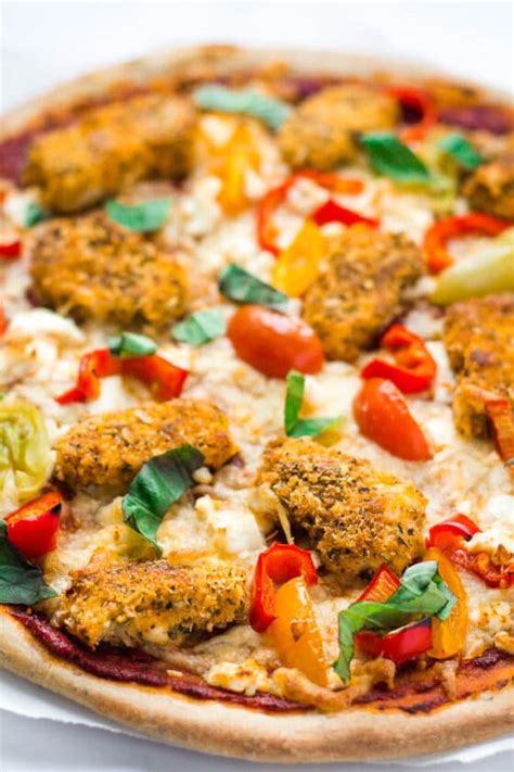 Halloumi Pizza - Happy Veggie Kitchen