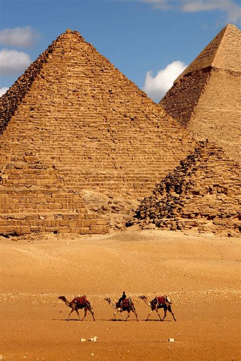 Egypt Pyramids iPhone Wallpaper | Egypt wallpaper, Egypt, Pyramids