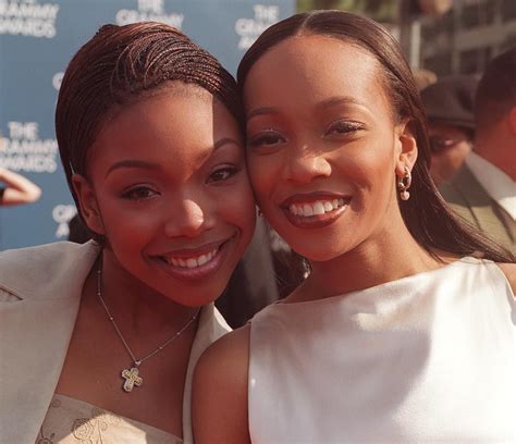 Brandy and Monica Will Face Off in Verzuz Music BattleHelloGiggles