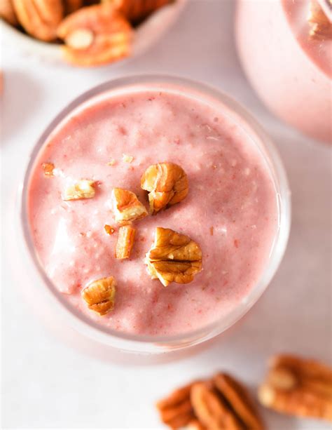 Nuts in Smoothies - The Ultimate Guide - Sip Sip Smoothie