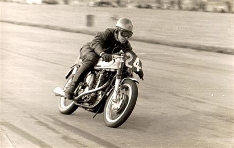 Bill Mundy in 1956 Classic Motorcycle Pictures