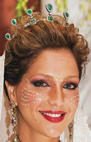 Tiara Mania: Emerald Tiara worn by Sharifa Lalla Soukaina of Morocco ...