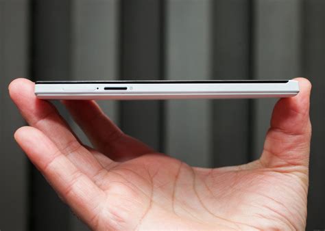 Oppo Find 5 review: Oppo Find 5 entices with elegance (hands-on) - CNET