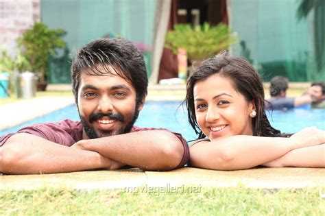 Darling Tamil Movie Stills | GV Prakash Kumar | Nikki Galrani | Moviegalleri.net