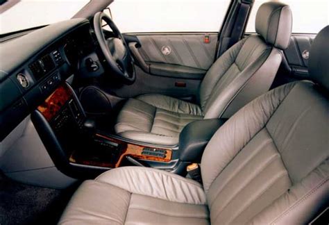 Holden Statesman II 1999 - 2006 Sedan :: OUTSTANDING CARS