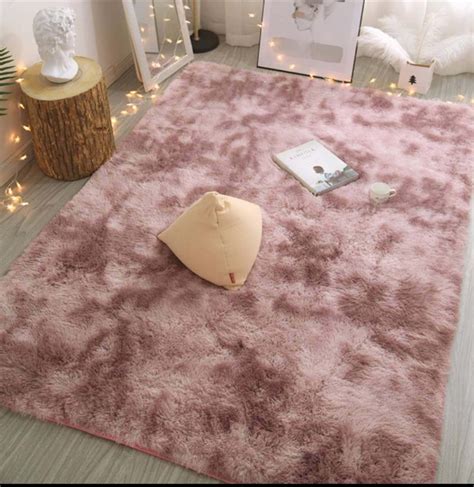 Plush carpet, living room, coffee table, bedroom – Dyco decor