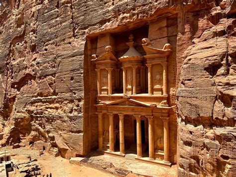 Complete Jordan Travel Guide | Top Sights & Activities - the Curious Pixie