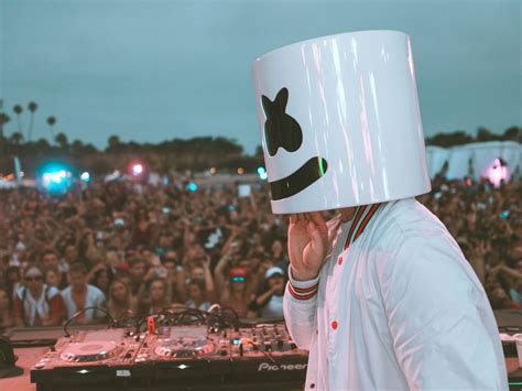 Download Marshmello 4k Concert Wallpaper | Wallpapers.com