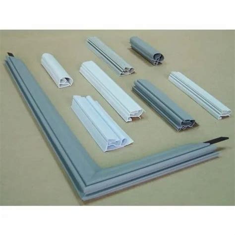 Rubber White Refrigerator Door Gasket, For Refrigeration, Thickness: 25 ...