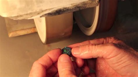 12 tips to cut and polish a better opal by blackopaldirect.com | Opal, Rock and pebbles, Jewelry ...