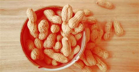 Allergists Get Real About The Best Ways To Manage Your Peanut Allergy