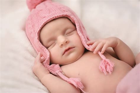 Newborn Baby Girl - Free photo on Pixabay - Pixabay