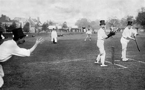 Retronaut - 1908: Cricket in Top Hats | Photo, Top hat, Old pictures