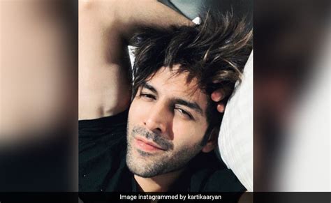 Beard Or No Beard? Kartik Aaryan Polls His Instafam With Throwback Pic